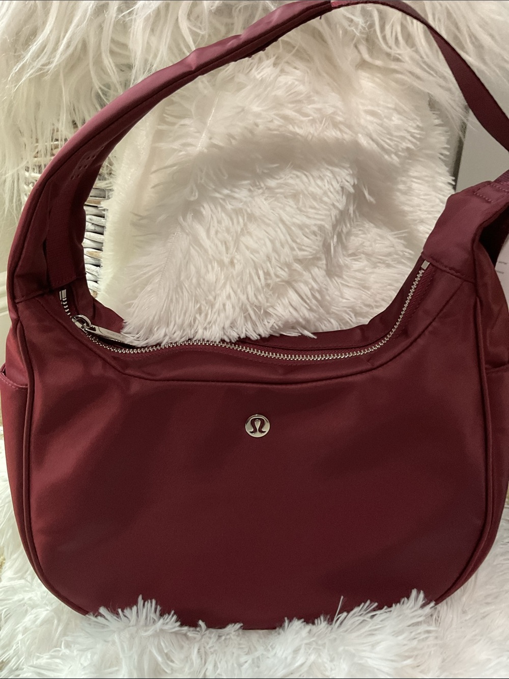 Lululemon City Essentials Shoulder Bag- Color(Burgundy Bay)